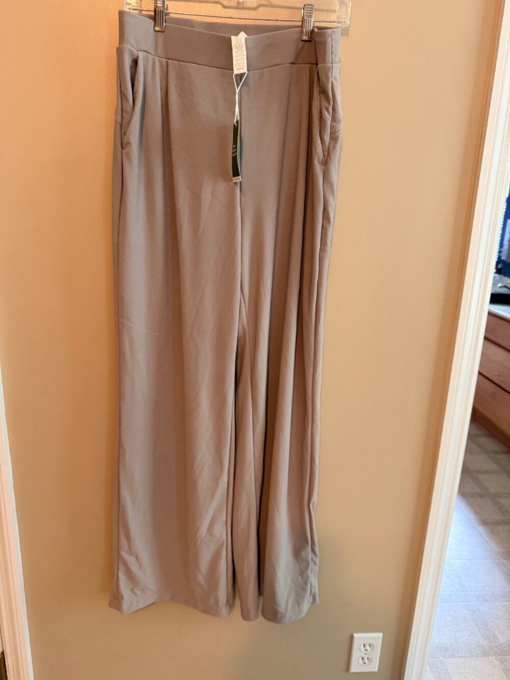 Halara L Microwaffle Womens Wide-Leg work Pants Taupe Large Tall Elastic Waist P - Picture 3 of 11